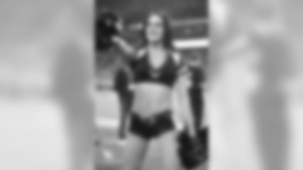 Images of Cardinals cheerleader Shae from the 2018 season