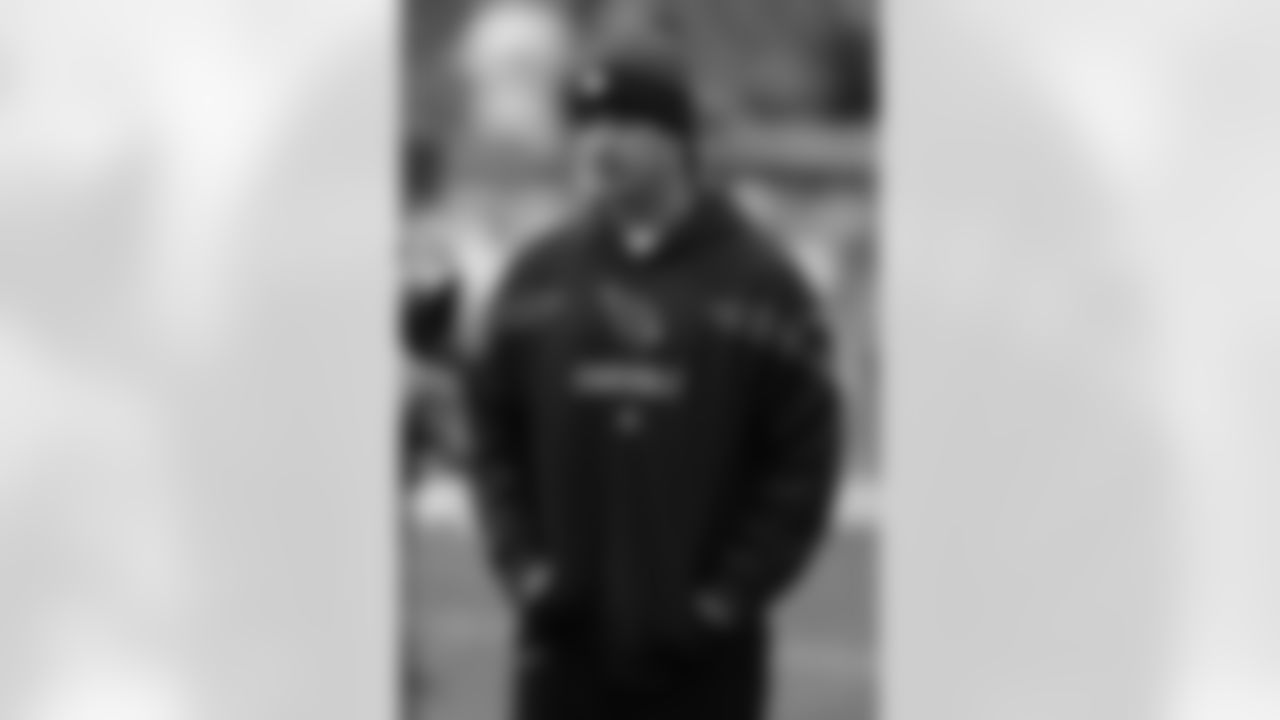 Kevin Kolb out against his former team