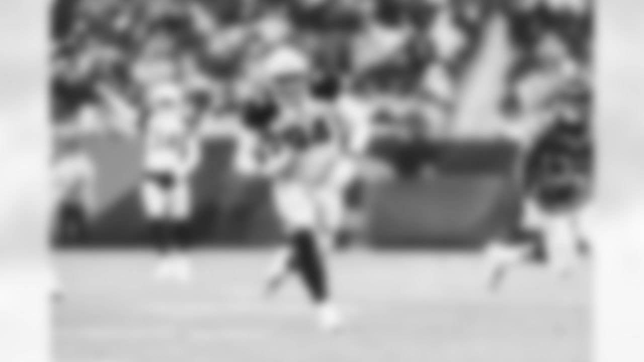 DE Zach Allen