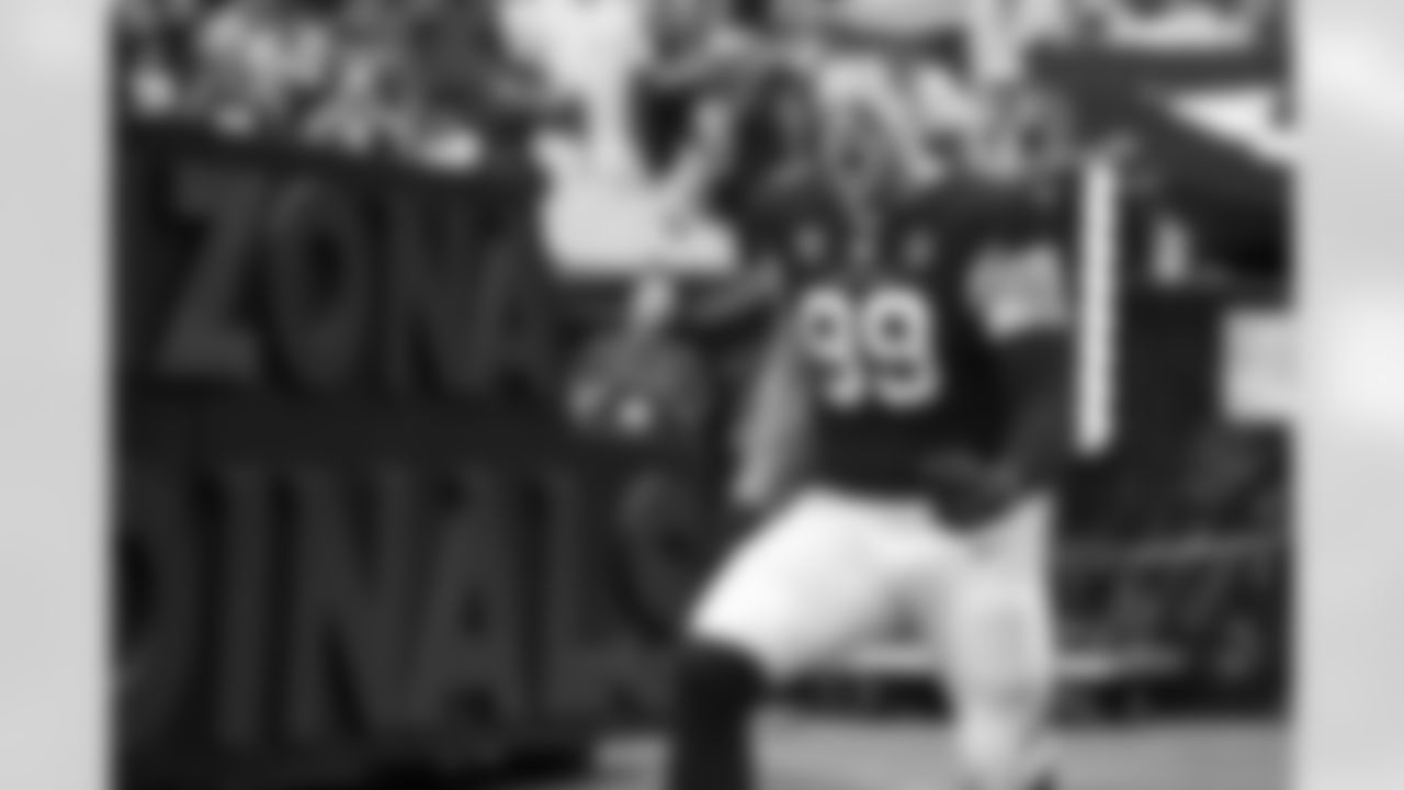 Arizona Cardinals defensive end J.J. Watt (99) during the 2022 regular season game between the Arizona Cardinals and the Los Angeles Rams on Sunday, Sept. 25, 2022 in Glendale, AZ.