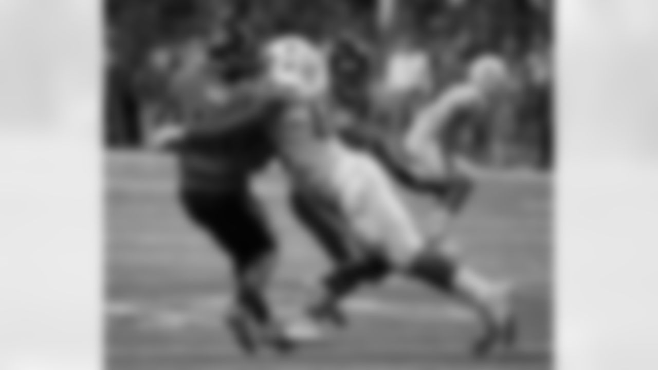 No. 4 pick OLB Alex Okafor