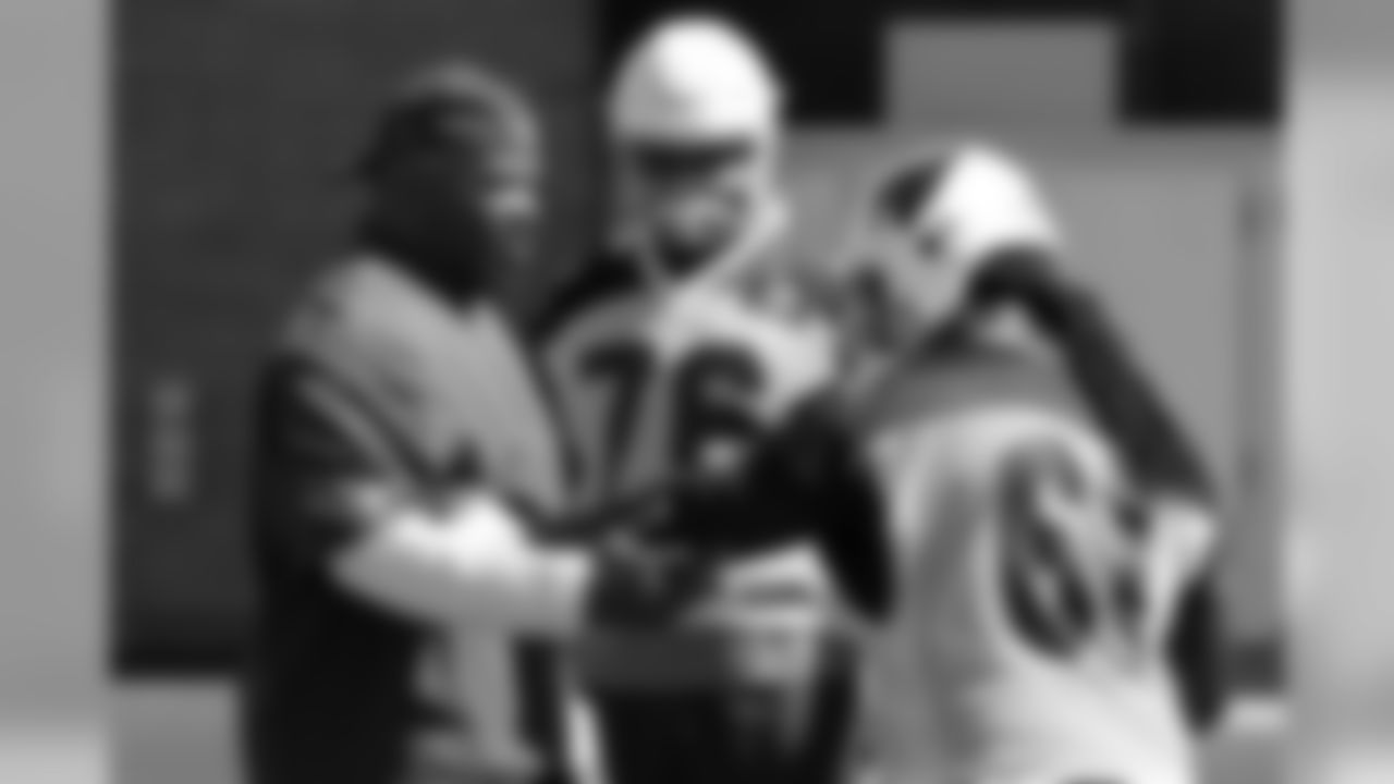 OC Harold Goodwin teaching technique to G Jonathan Cooper