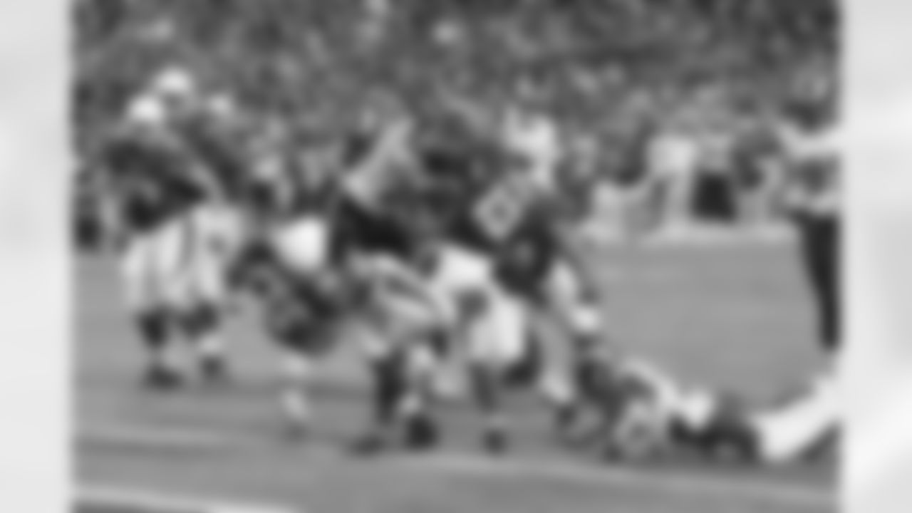 Week 10 vs. Rams: RB Andre Ellington 3-yard run
