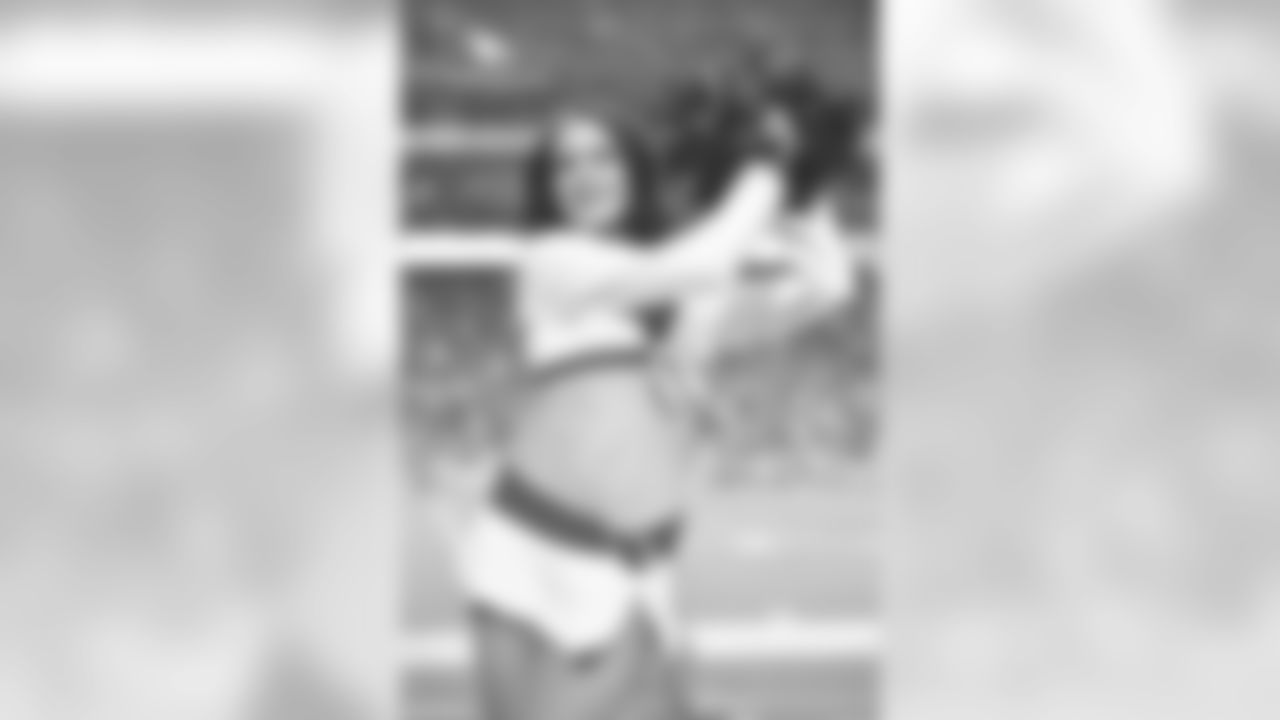 Images of Cardinals cheerleader Shae from the 2018 season