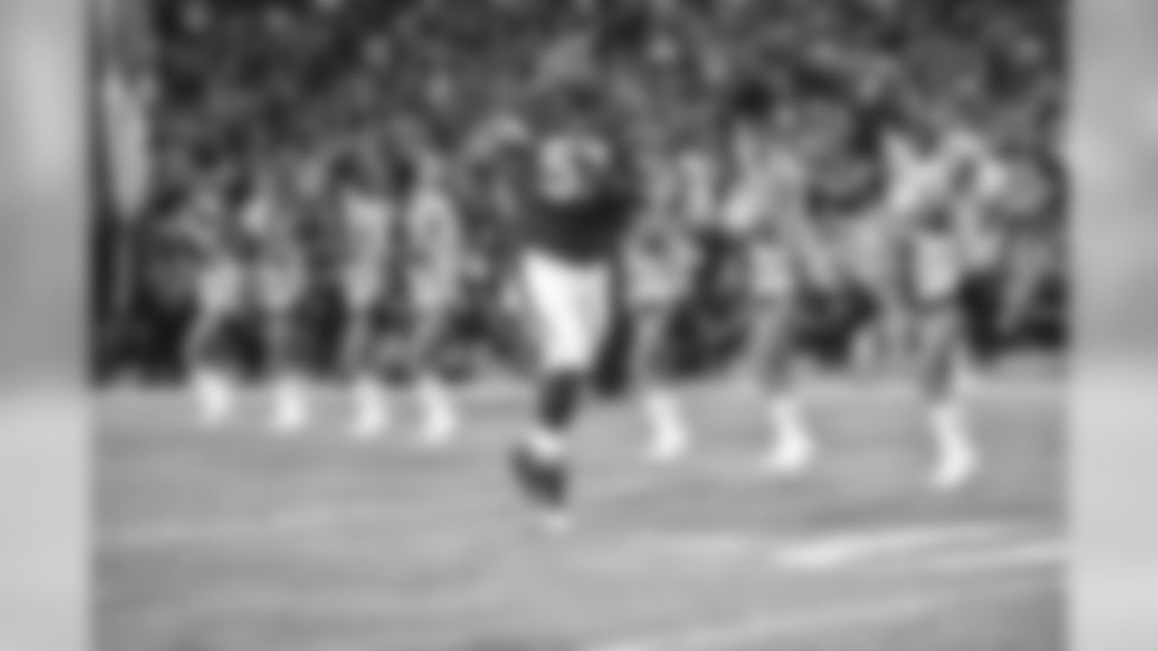 LB Alex Okafor