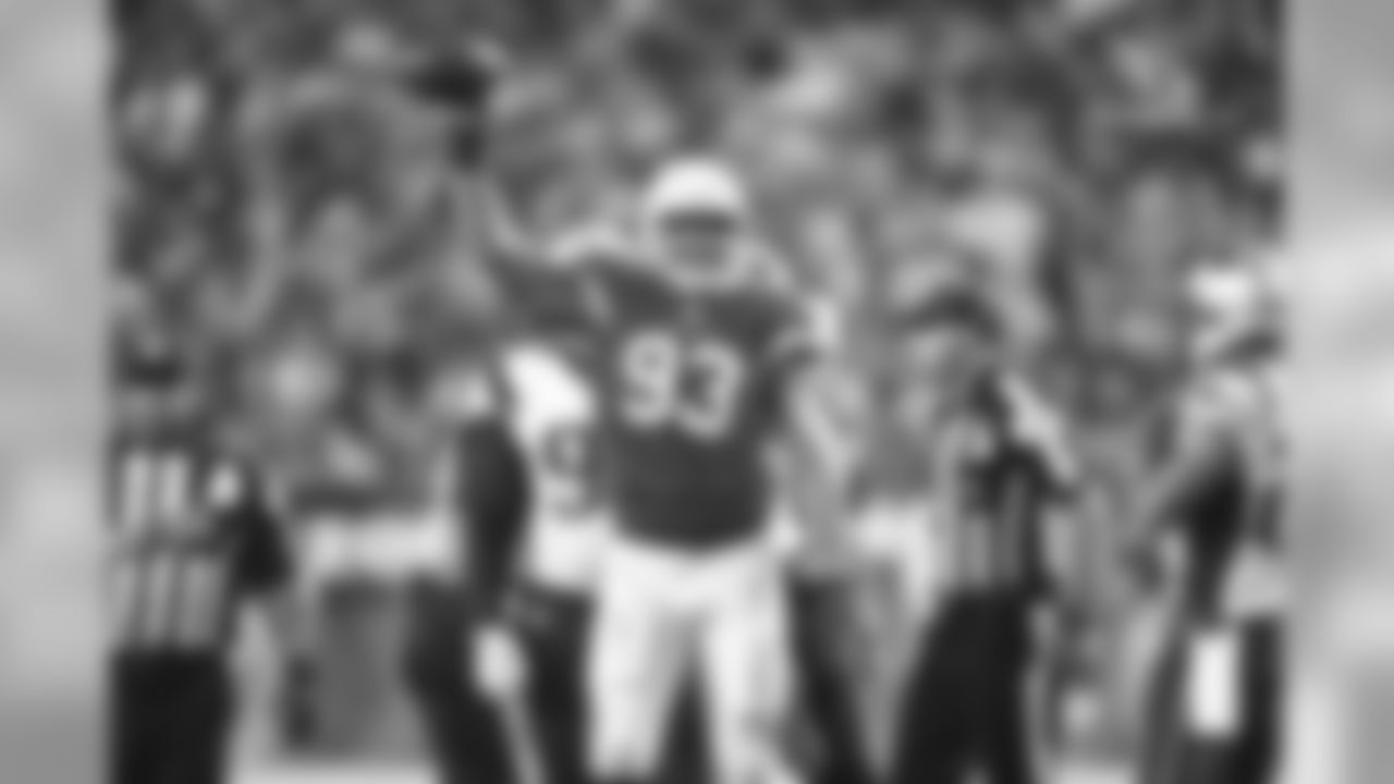 DT Calais Campbell recovers a fumble against New England