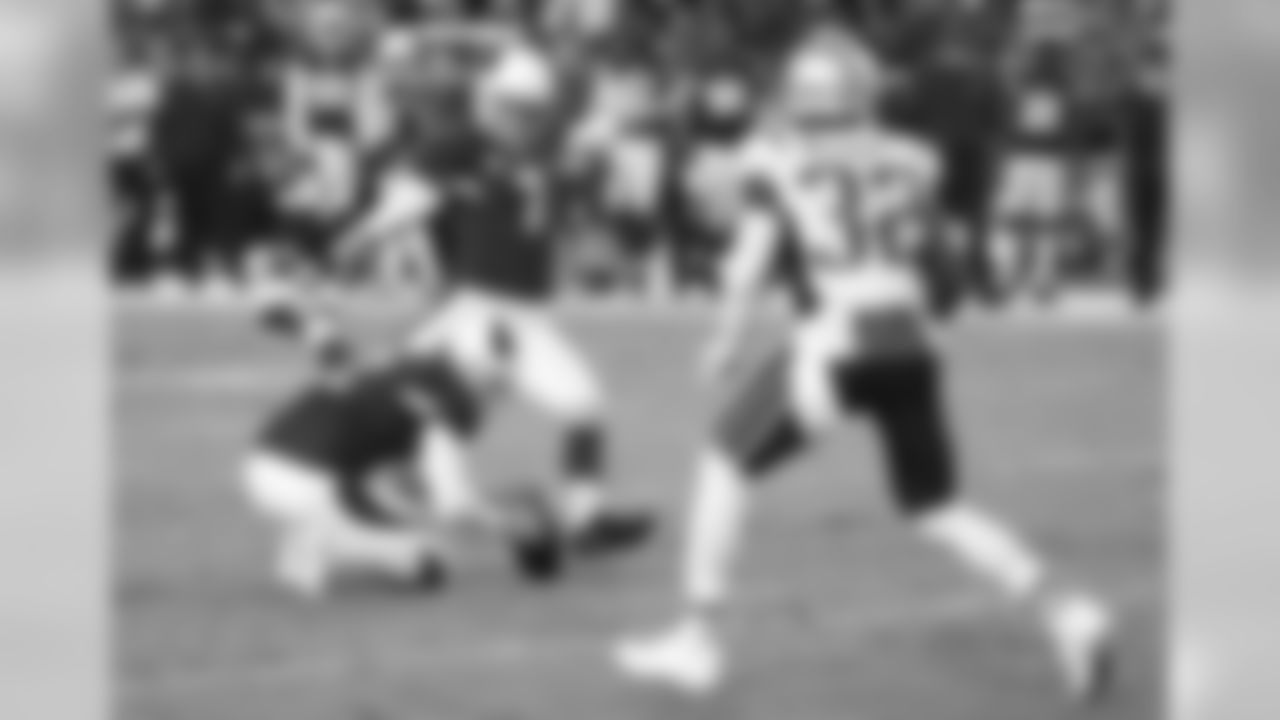 The game-winning field goal attempt from K Chandler Catanzaro goes wide