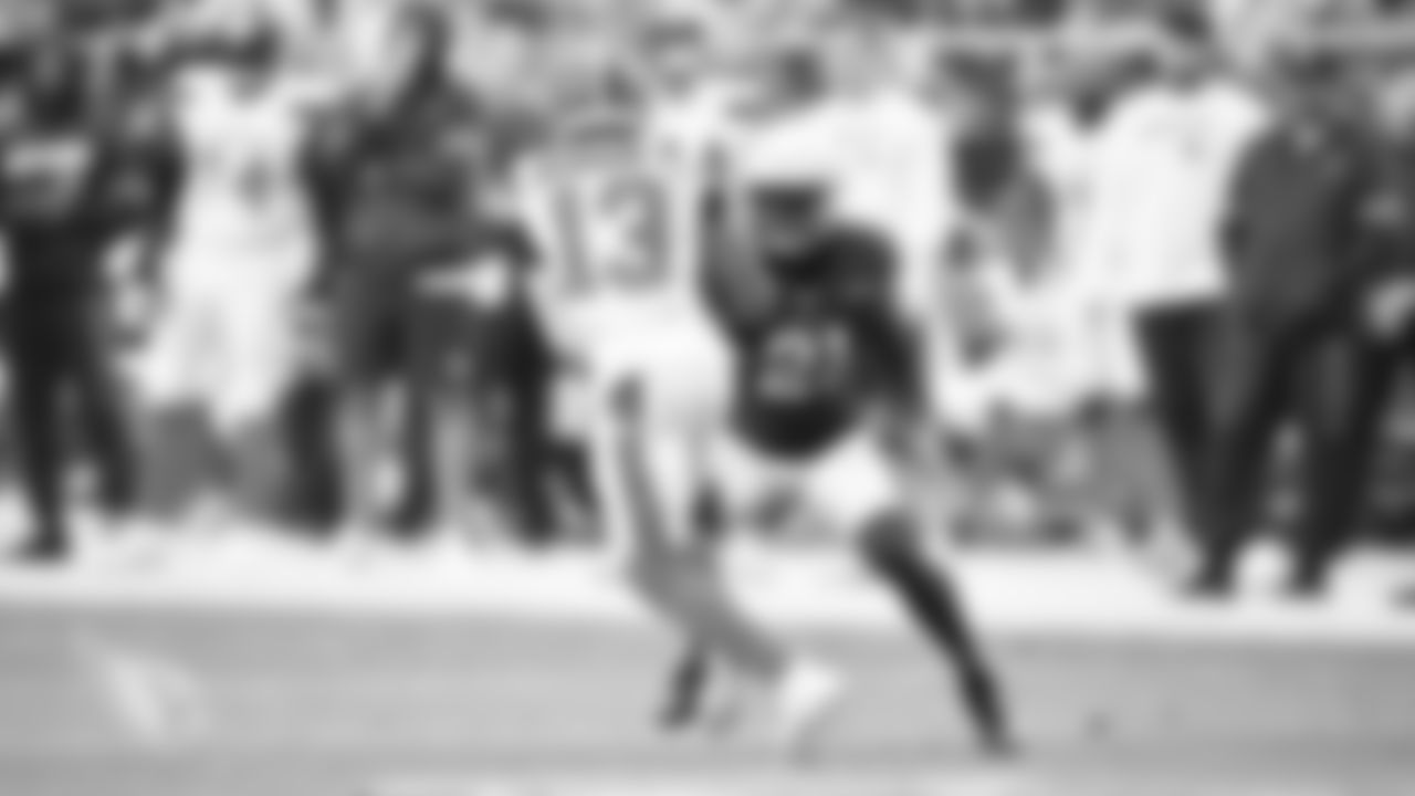 CB Patrick Peterson covers Browns WR Odell Beckham, Jr.