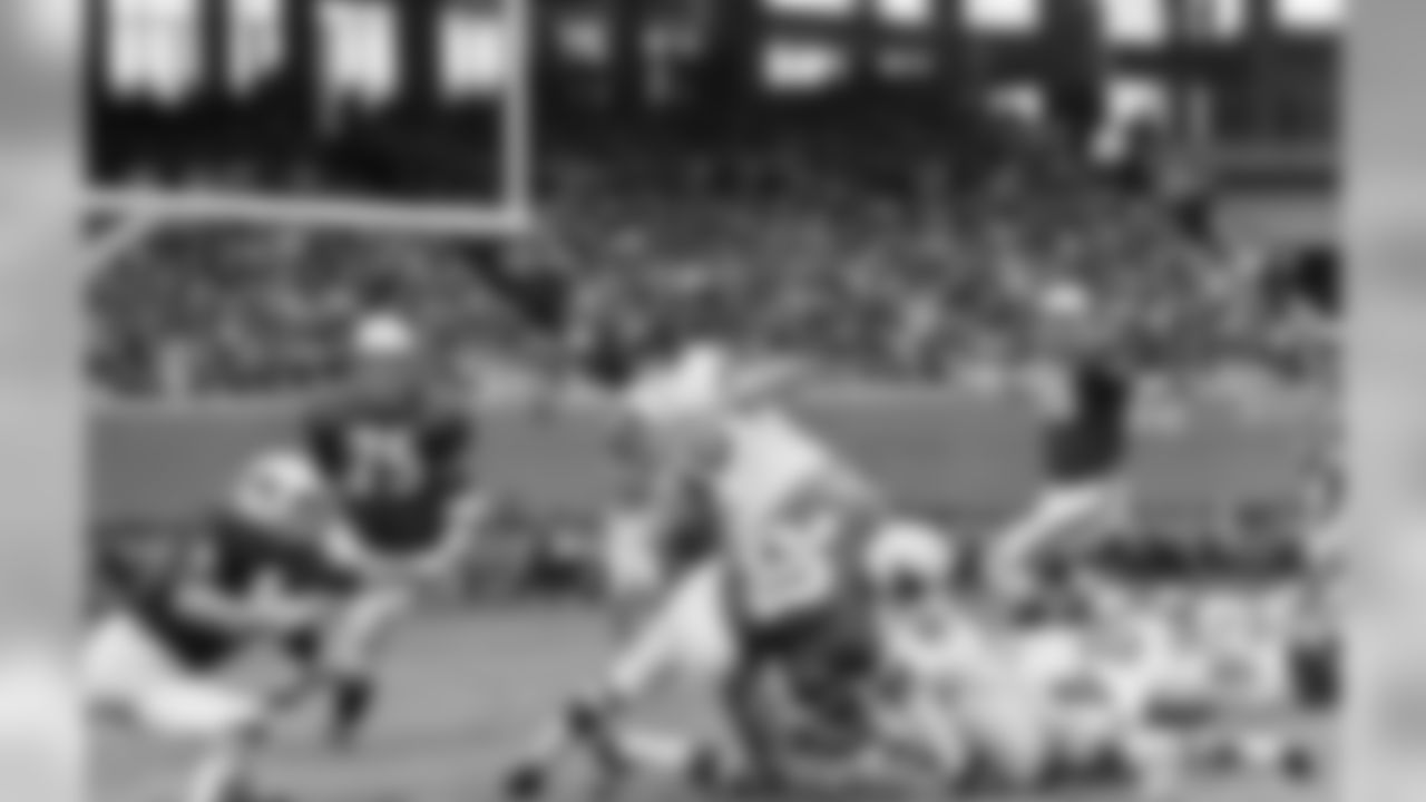 1968: Cardinals DB Mike Barnes tackles Cowboys RB Craig Baynham