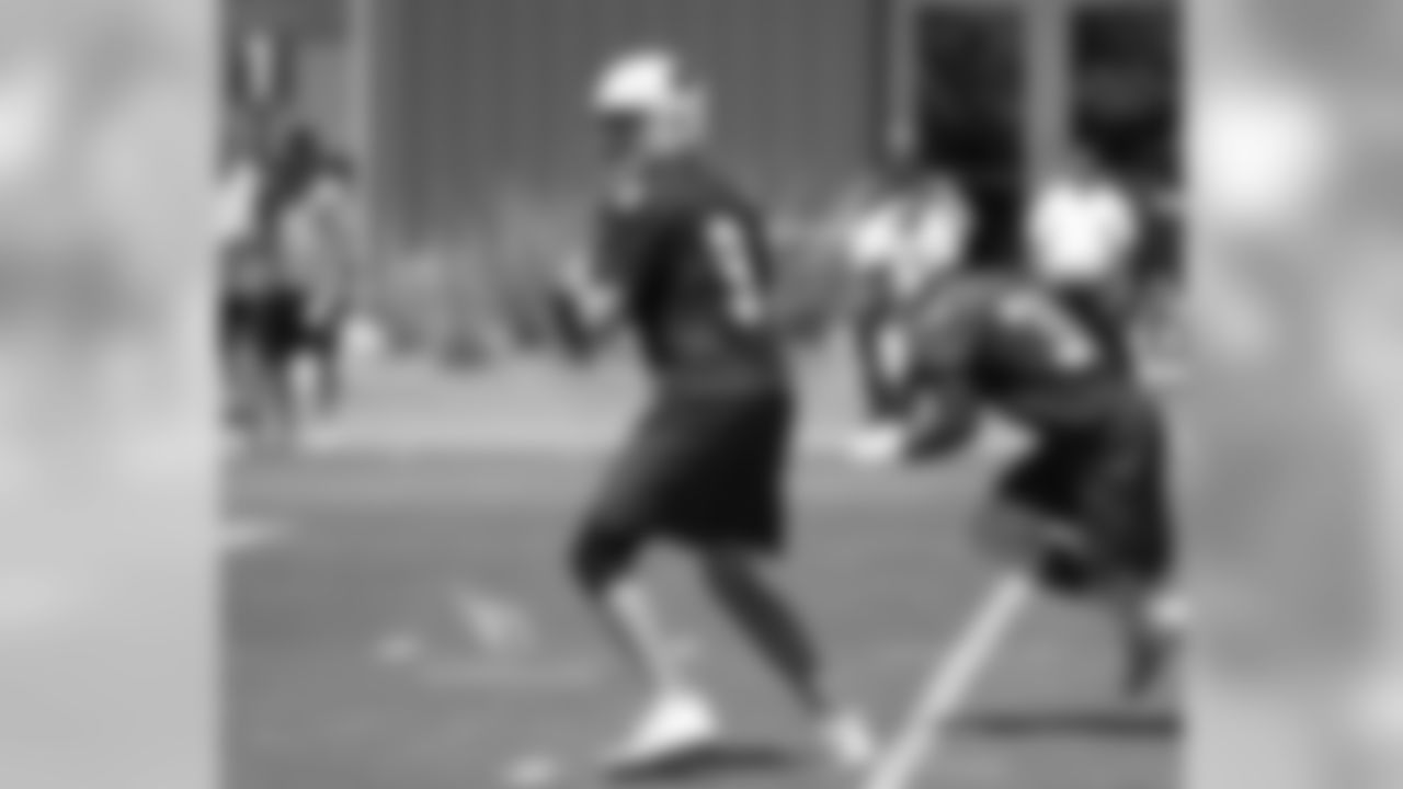 QB Sam Bradford