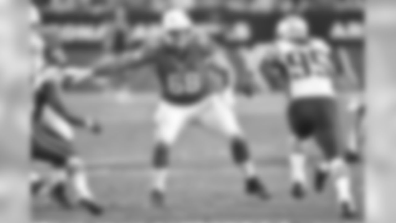 T Jared Veldheer against the Patriots