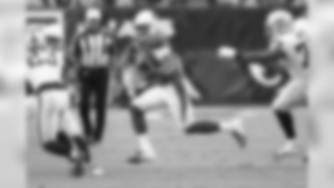 RB David Johnson with the carry