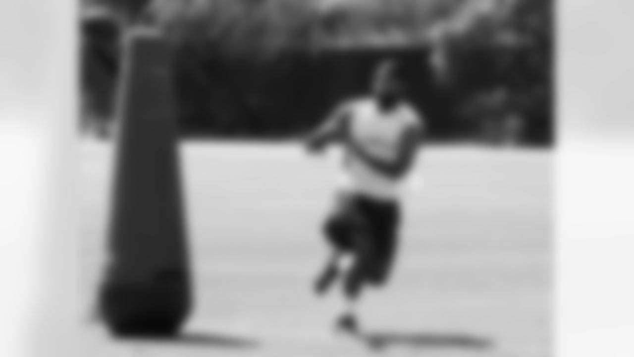 WR DeMarco Sampson