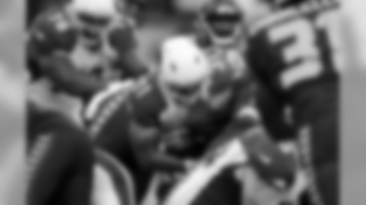 RB David Johnson with the carry
