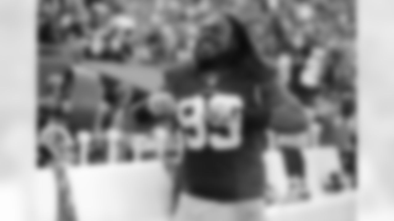 DE Ricky Jean Francois