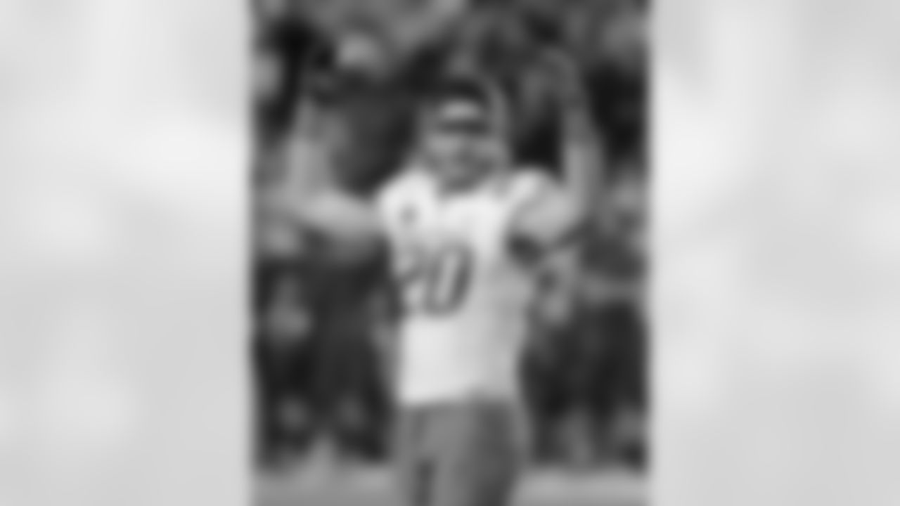 ILB Tanner Vallejo, Boise State: Projected sixth-round pick