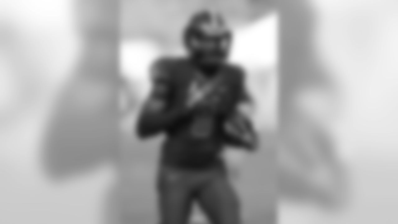 WR Walter Powell faces Austin Peay on Oct. 19, 2013