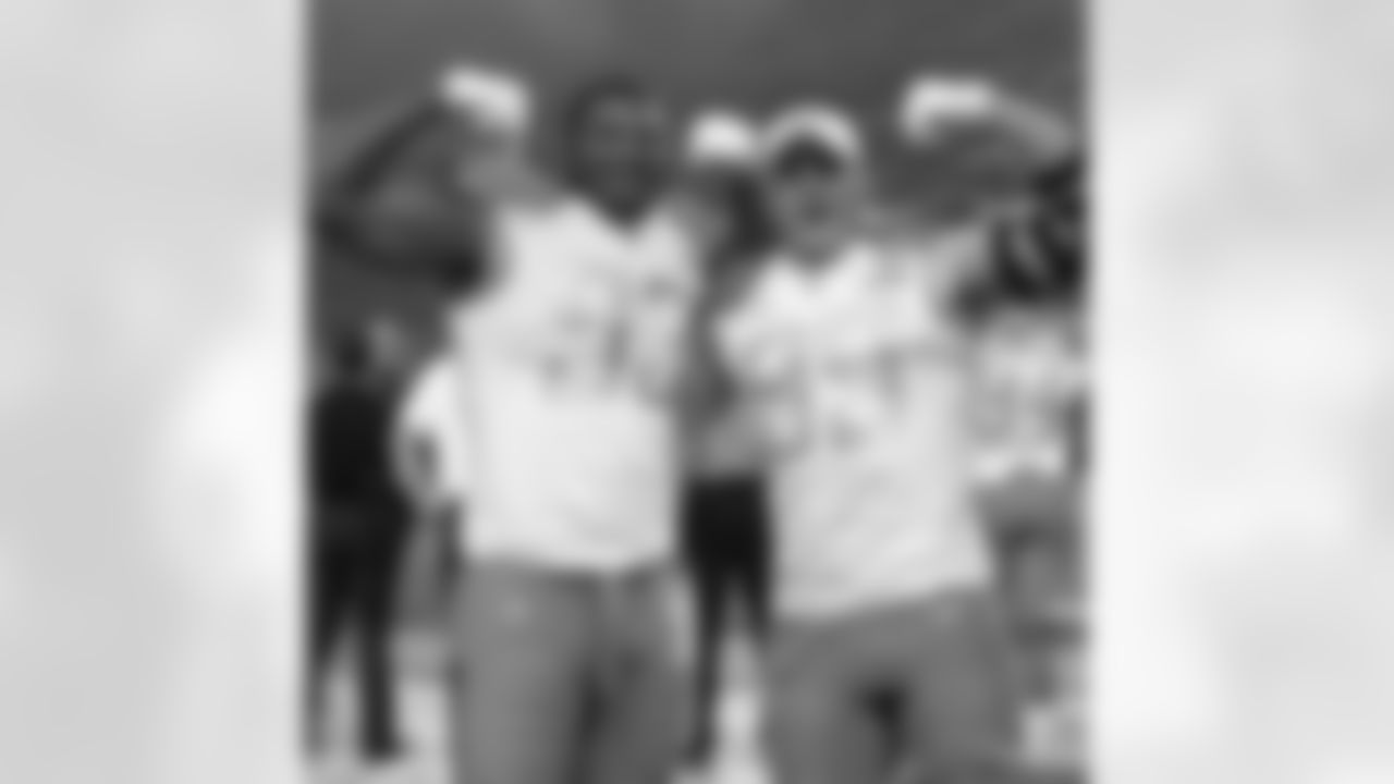 DE Calais Campbell (@ccampbell93) with Texans DE J.J. Watt at the Pro Bowl