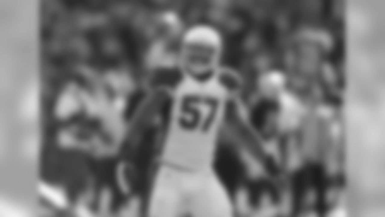 LB Alex Okafor