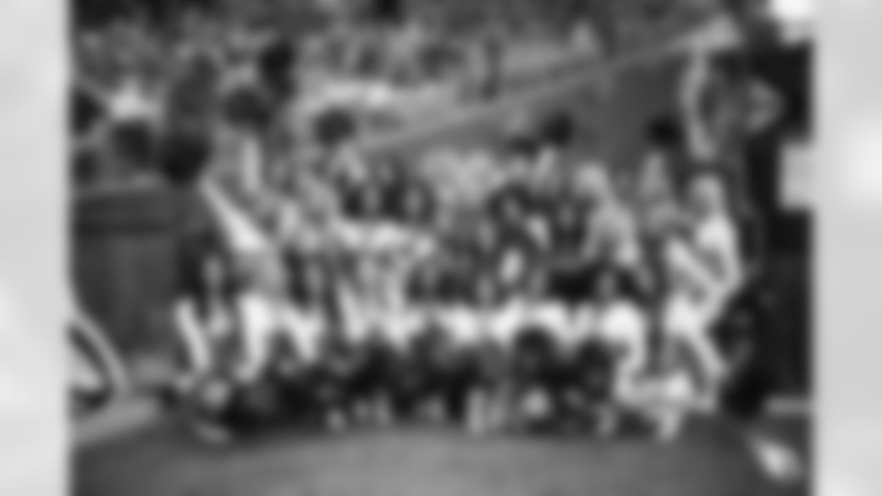 Arizona Cardinals Cheerleaders during the 2022 regular season game between the Arizona Cardinals and the Los Angeles Rams on Sunday, Sept. 25, 2022 in Glendale, AZ.
