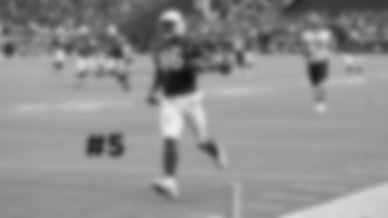 5. TE Ricky Seals-Jones scores a touchdown