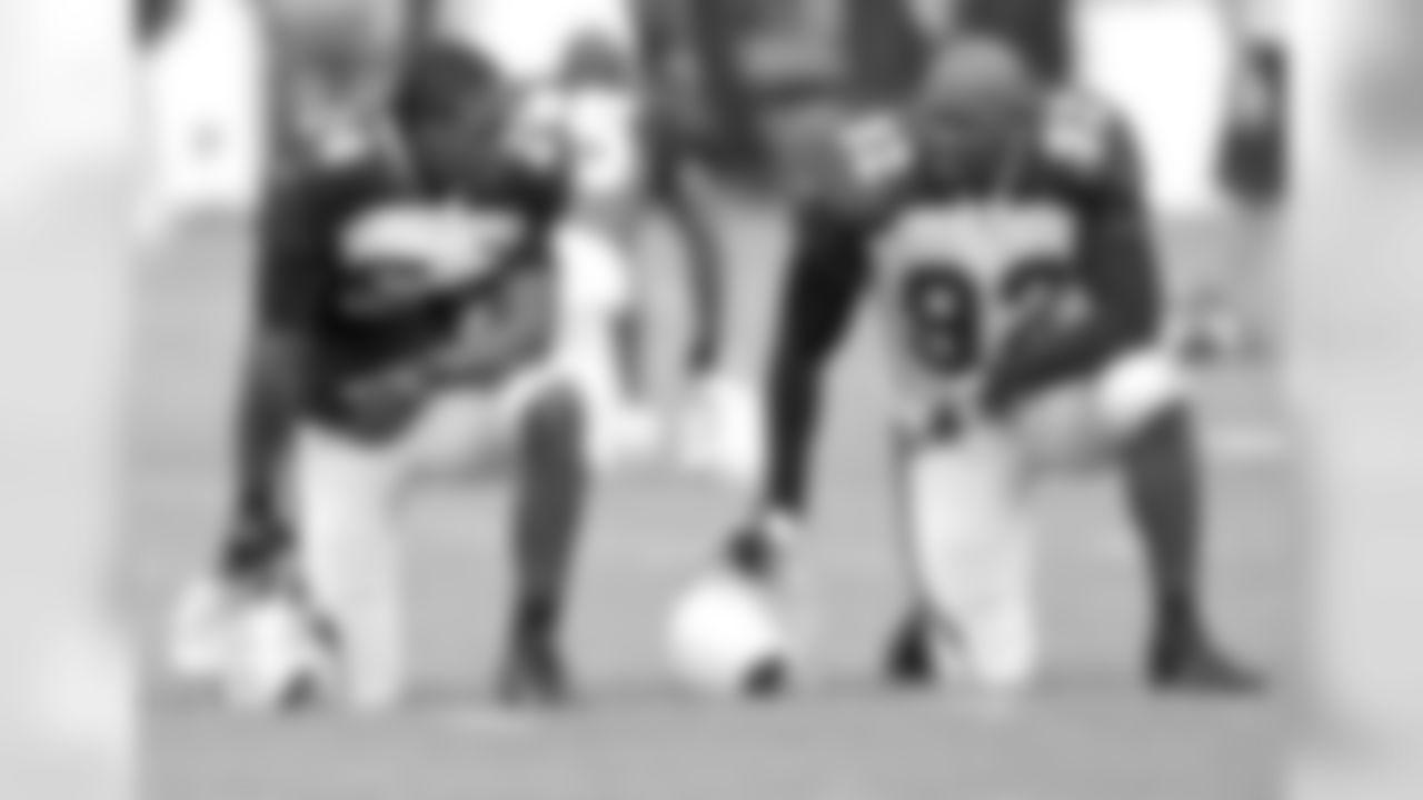 S Adrian Wilson (left) and DE Bertrand Berry at training camp in Flagstaff in 2006