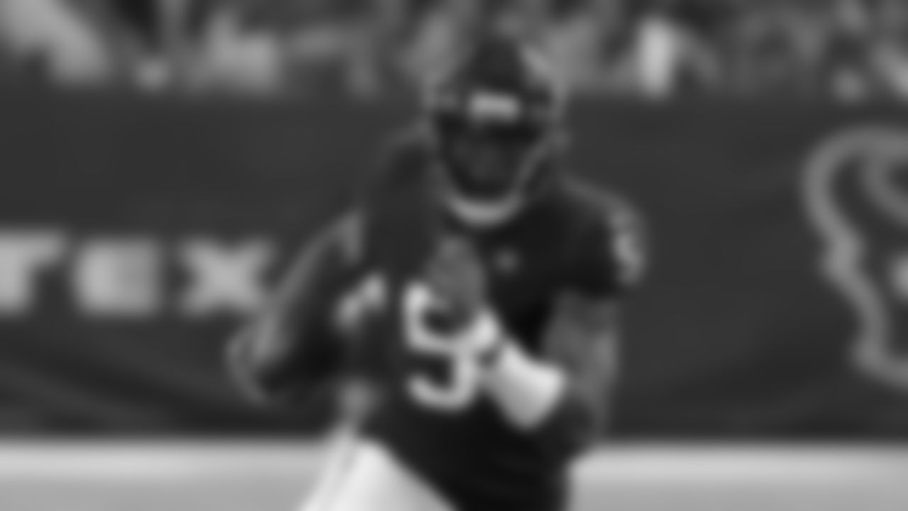 QB Joe Webb III