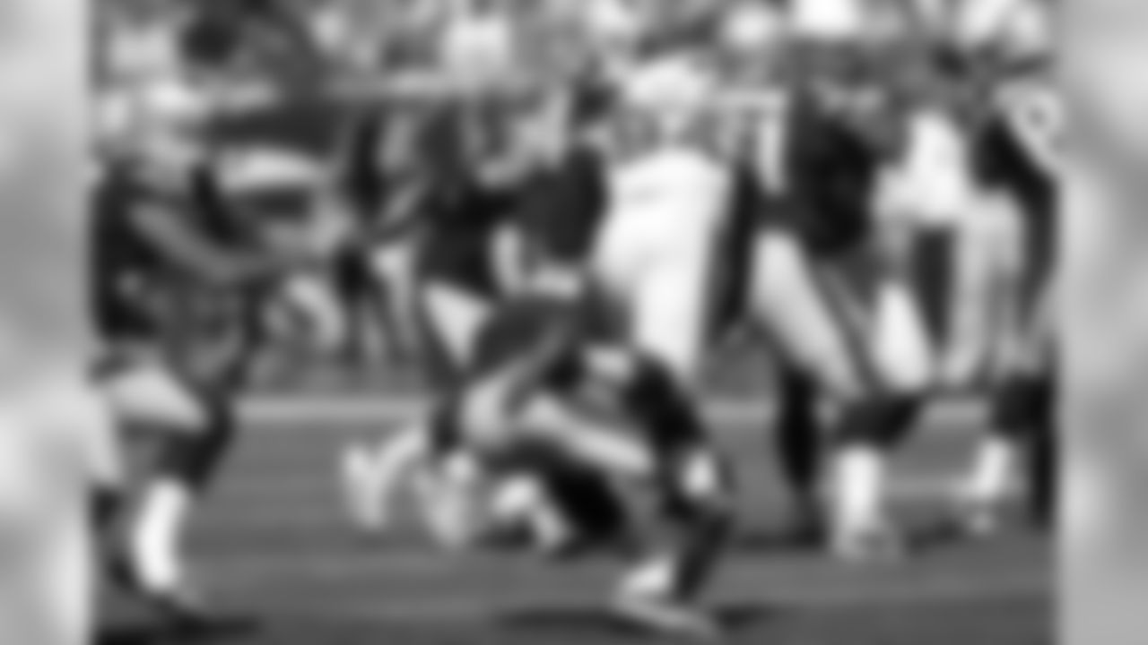 LB Sam Acho