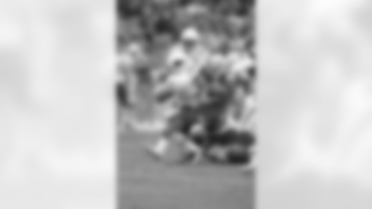 FB Larry Centers, fifth round, 1990.
