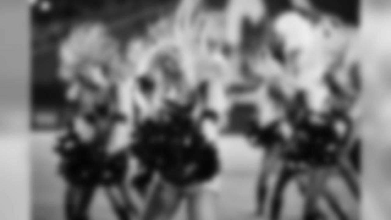 Cheerleaders Perform At Ghostbusters Halftime Show