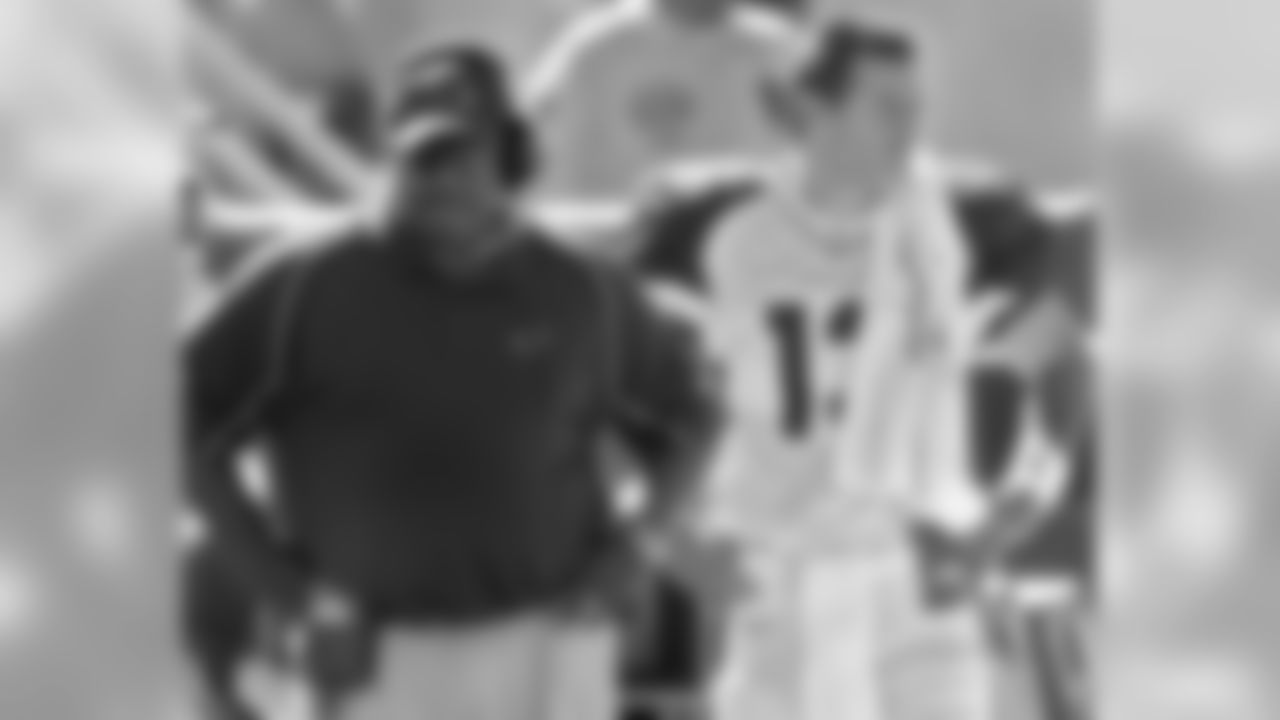 Warner with Cardinals coach Dennis Green in 2005