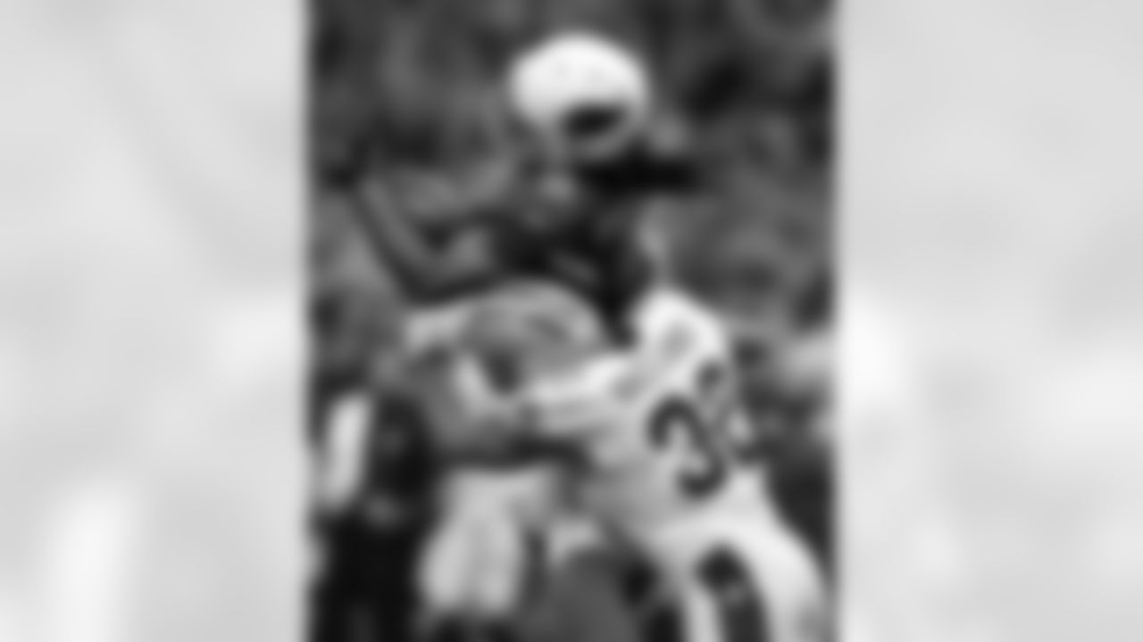 Larry Fitzgerald with the catch