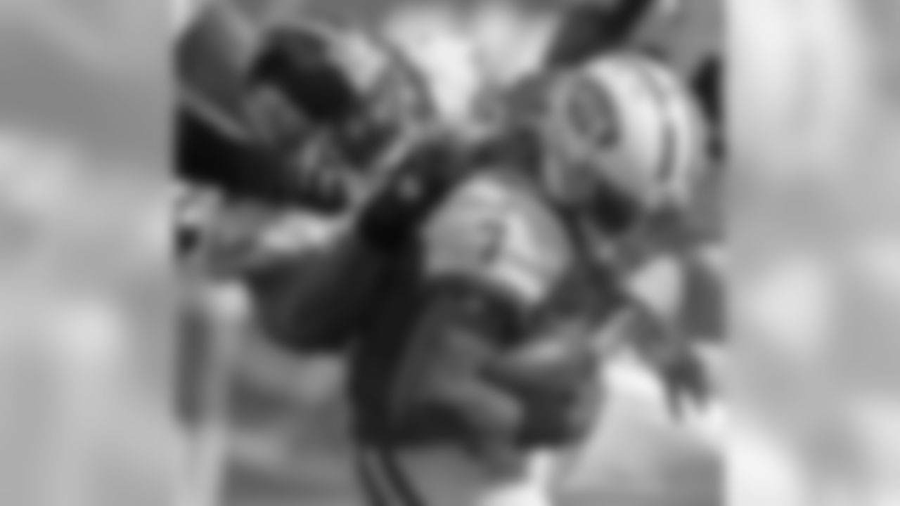 Woodley sacks Geno Smith in 2013