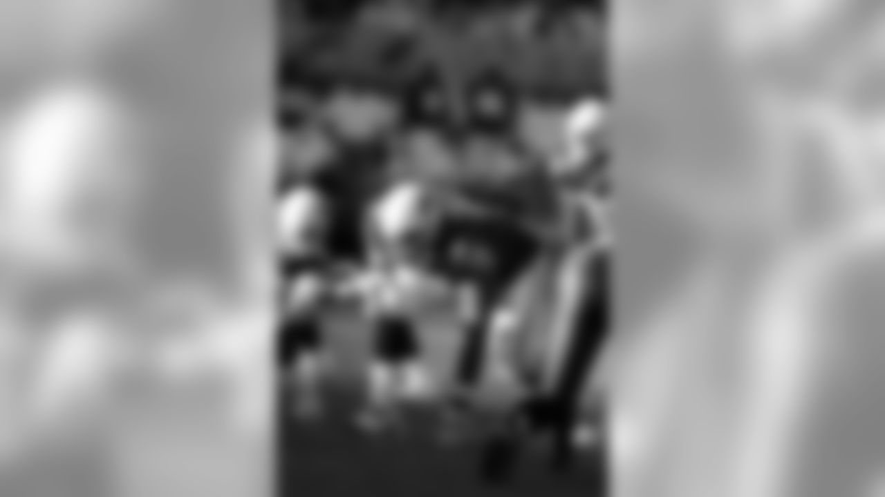 1999: Eastern Michigan T L.J. Shelton