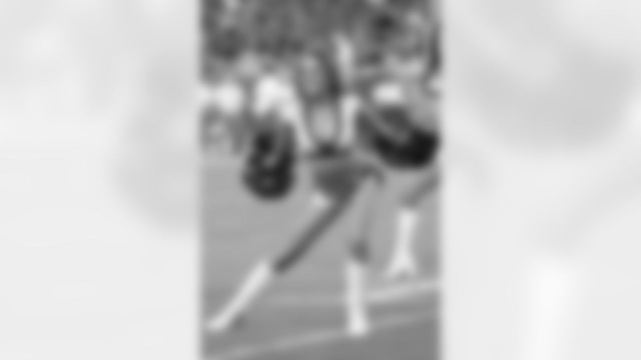 Cardinals Cheerleaders