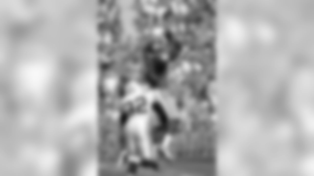 UDFA WR Jaron Brown