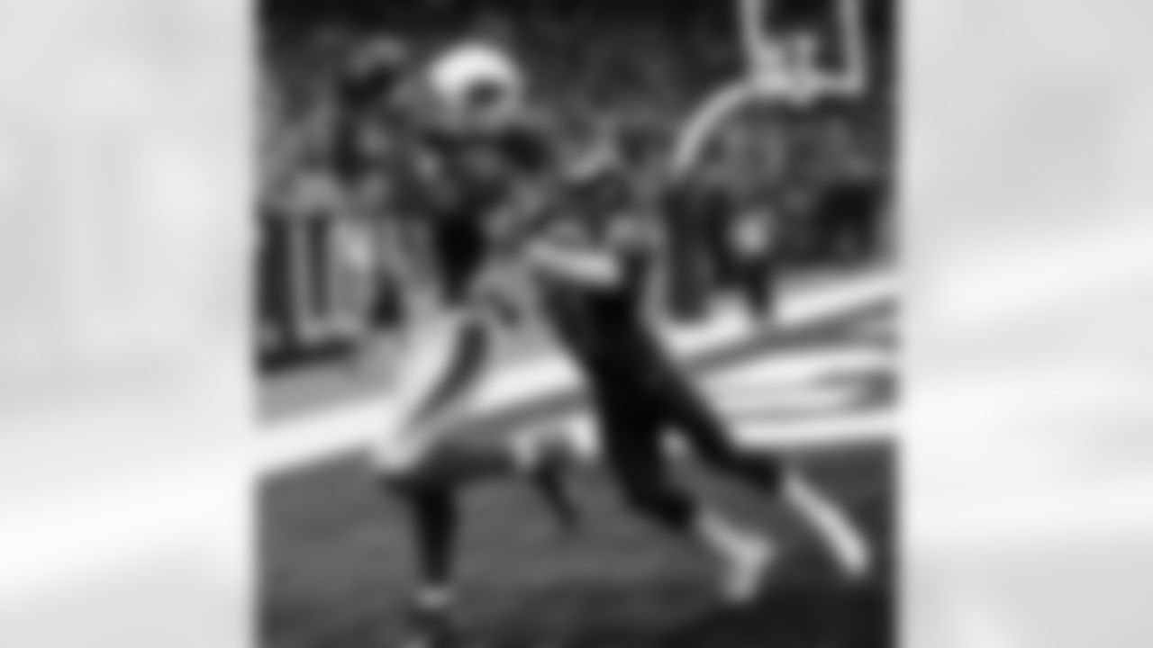 3 Larry Fitzgerald catches his first TD of the game