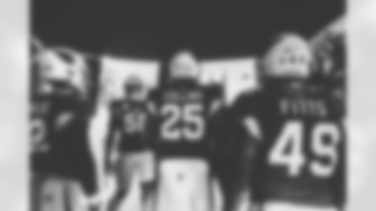 ILB Zaven Collins