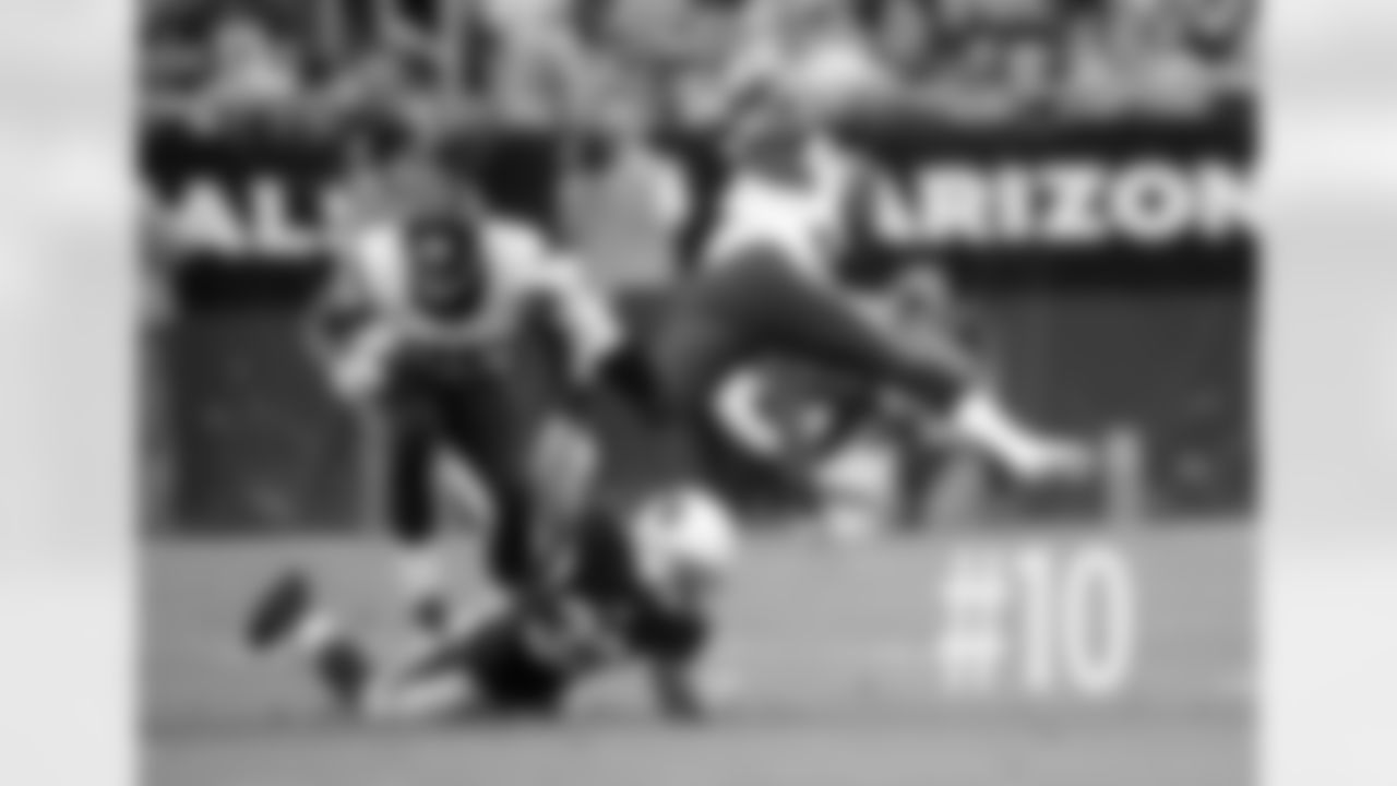 S Tyrann Mathieu upends Texans RB Ben Tate