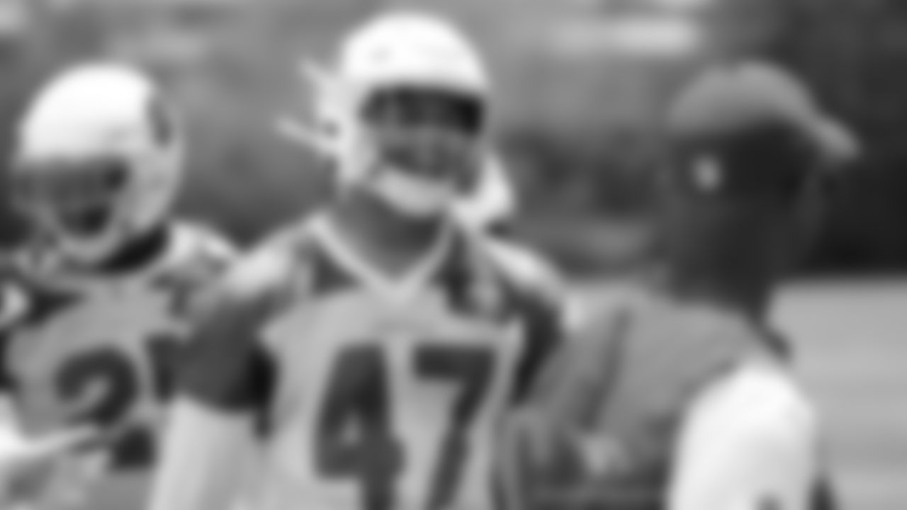LB Zeke Turner