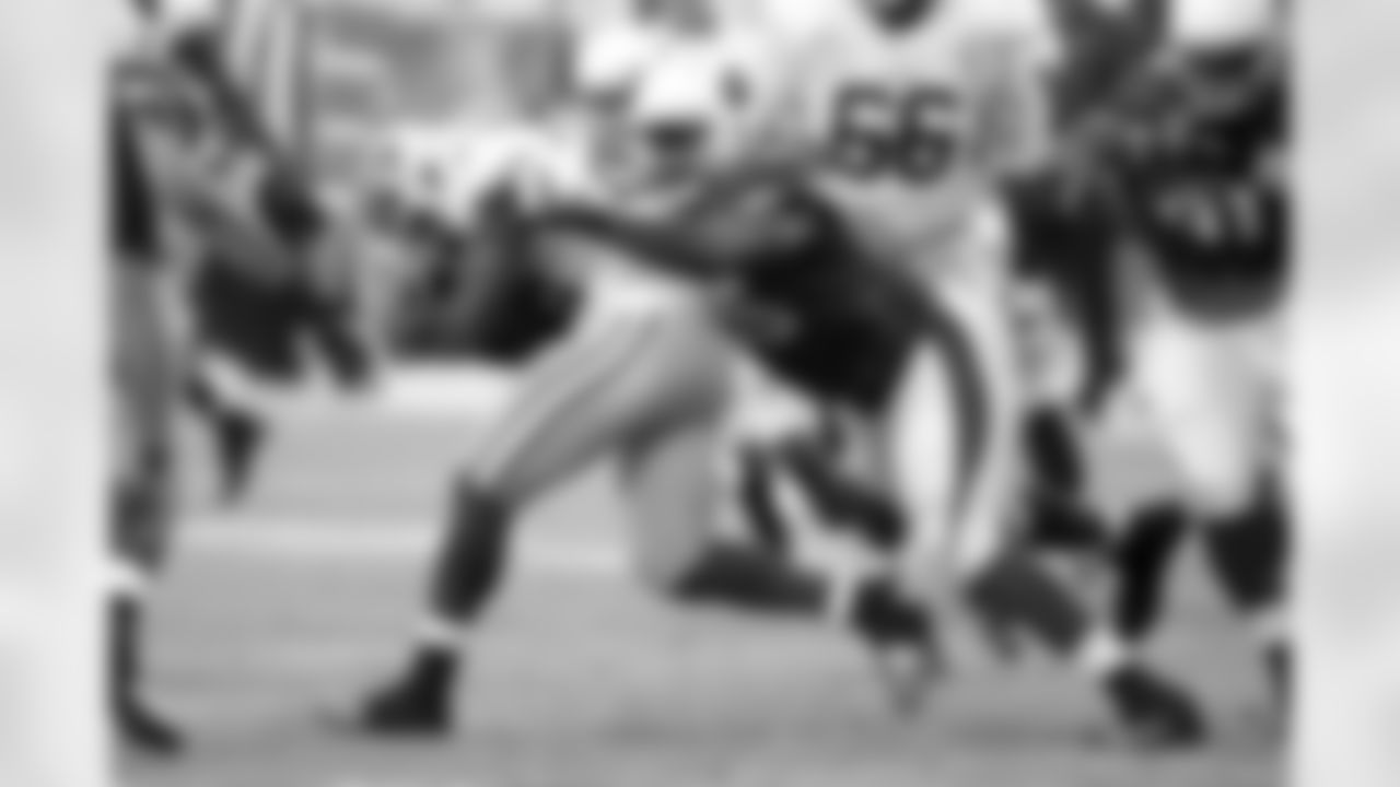 DT Rodney Gunter: 34 tackles