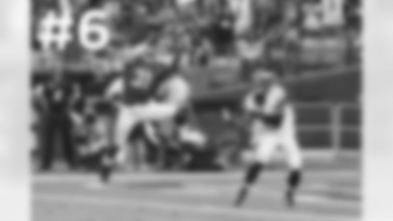 CB Antonio Cromartie with the first of his two interceptions