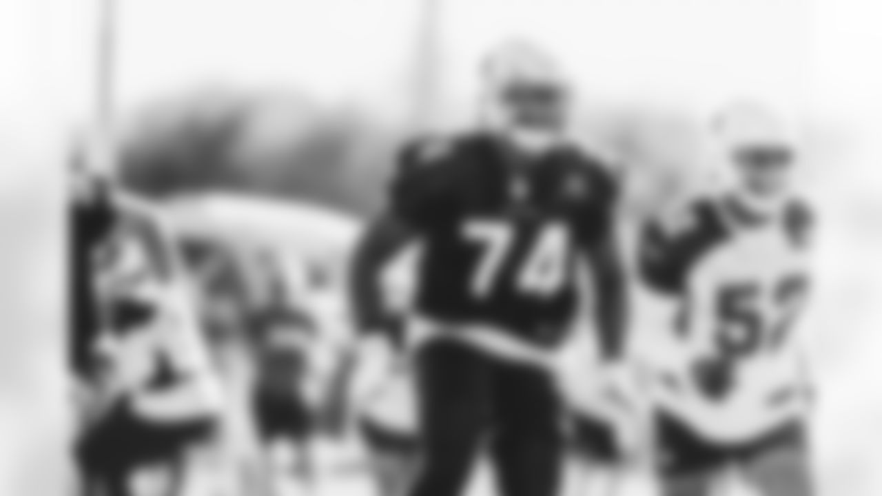 OL D.J. Humphries