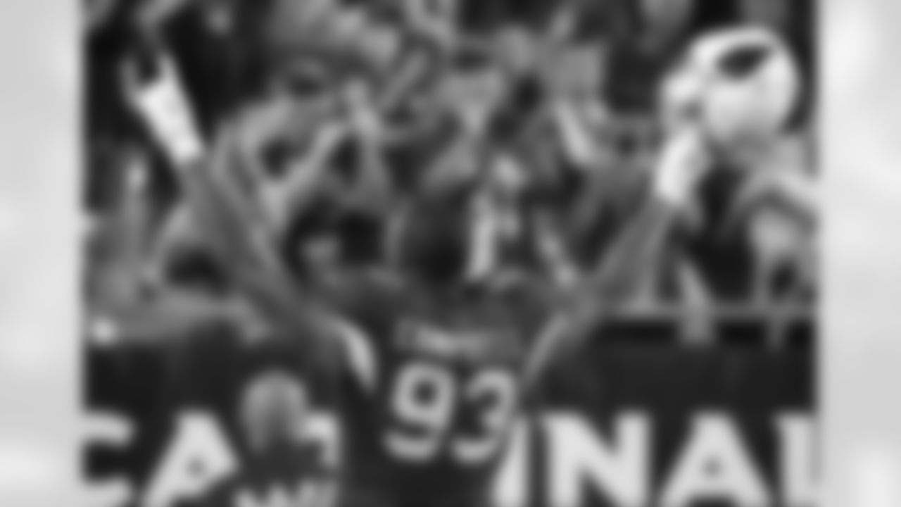 DE Calais Campbell