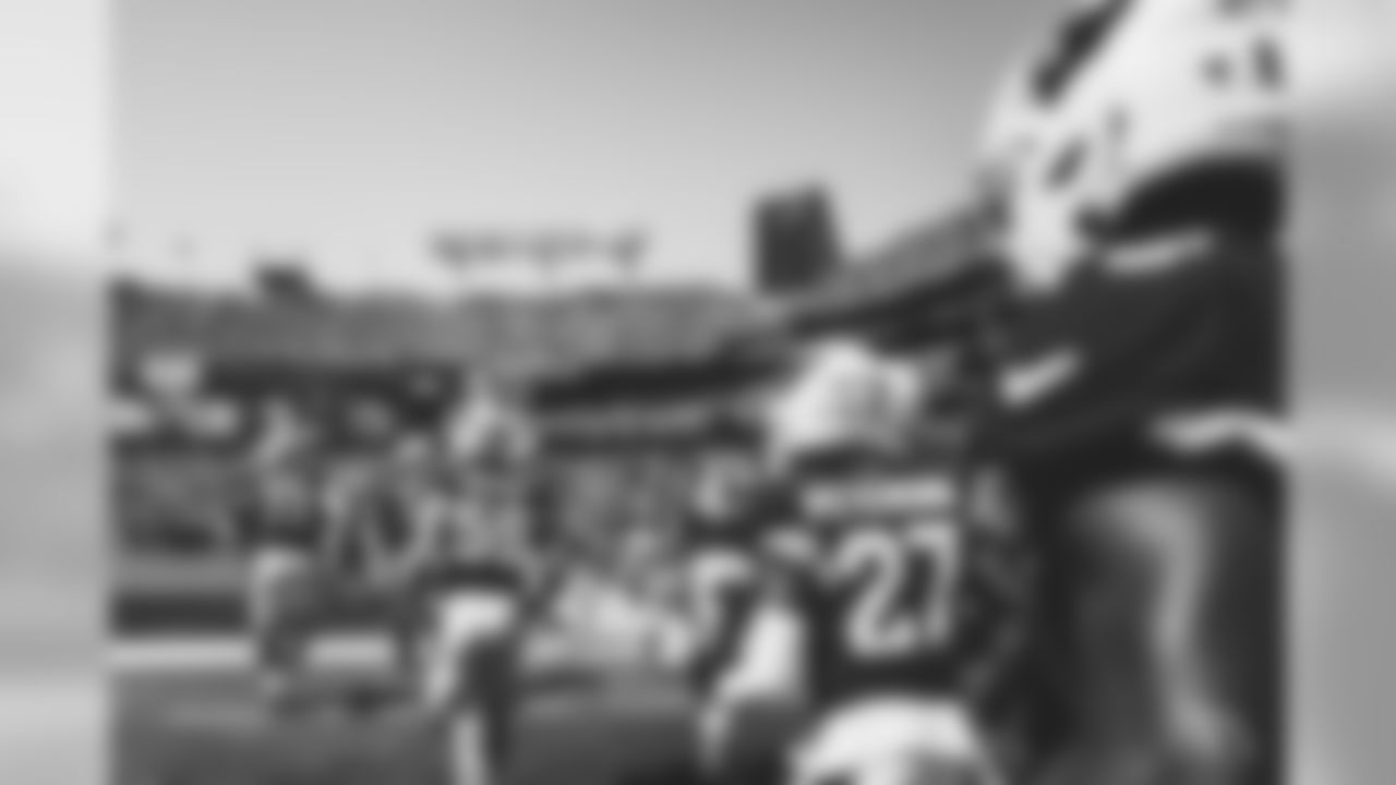 Images from Sunday's game vs. the Ravens.