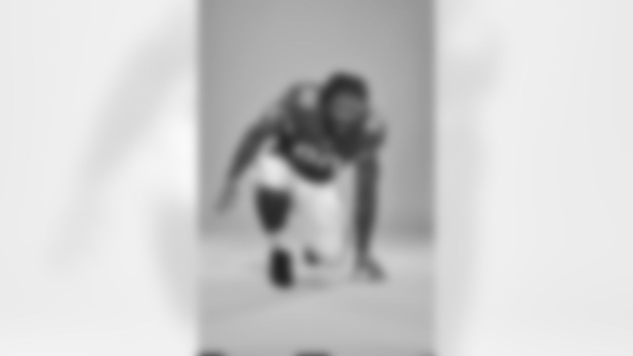 April 28: Cardinals pick DT Robert Nkemdiche in the first round of the NFL draft