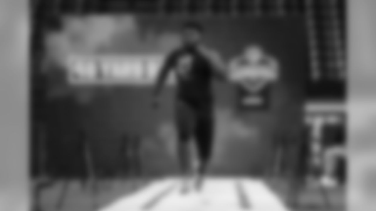Houston tackle Josh Jones runs the 40-yard dash during the 2020 NFL Scouting Combine, Friday, Feb. 28, 2020 in Indianapolis.