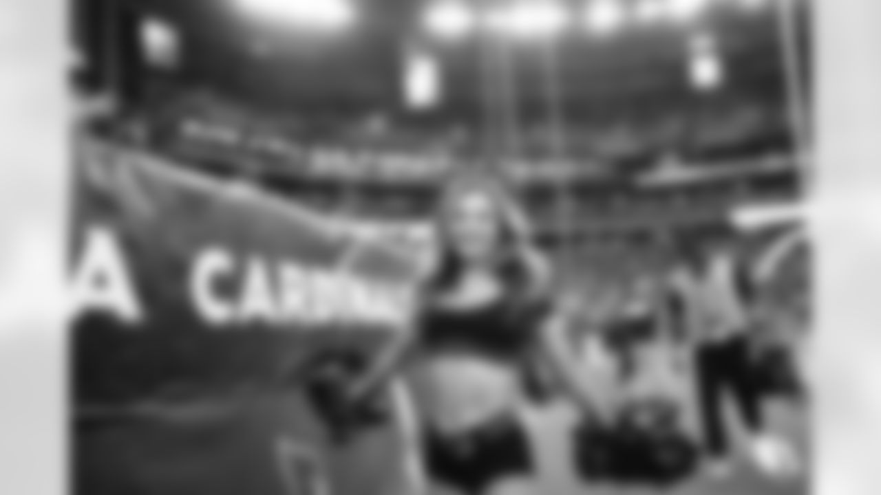 The Arizona Cardinals Cheerleaders during the Week 5 game against the Cincinnati Bengals on Sunday, Oct. 8, 2023.