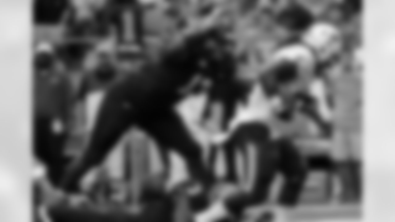 Syracuse OLB Ron Thompson: Projected seventh-rounder