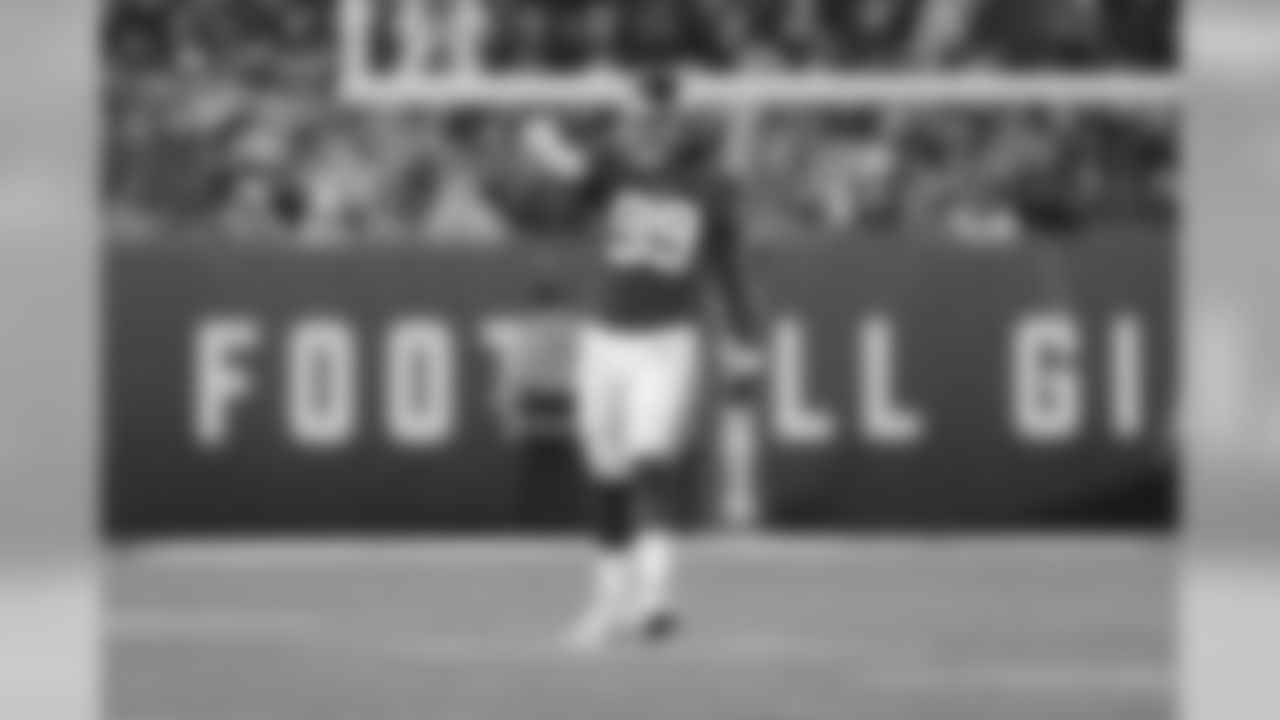 DE Leonard Williams
